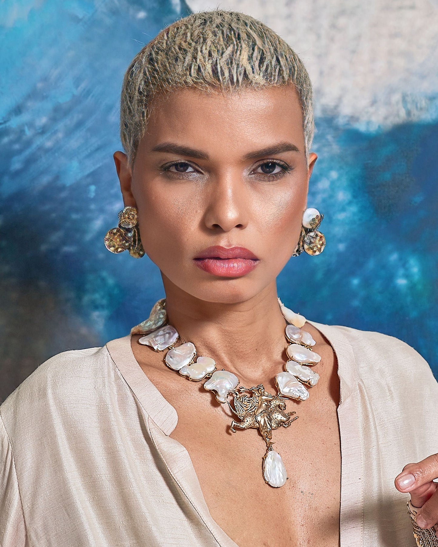 Baroque Pearl Necklace with Madame Sibarita Logo
