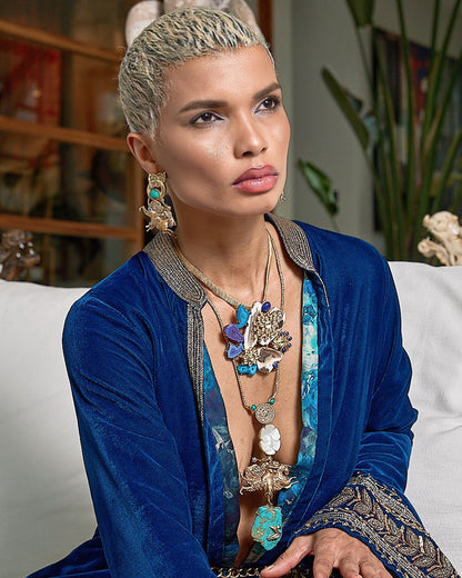Midi Lenght Agate Stone Necklace with Kundan Crystal Detailing