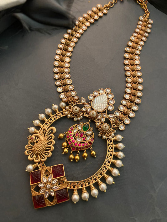 Pearl Pendant Necklace