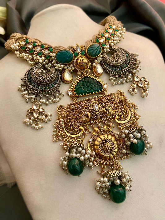Gold Filigree Motif Jute Necklace