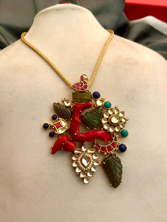 Rist of Colours Pendant Necklace