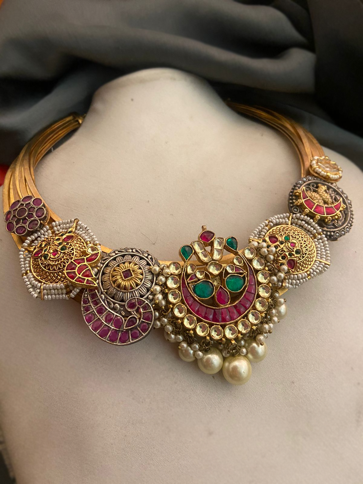 Carved Silver Motifs and Coloured Stone Detailing Necklace