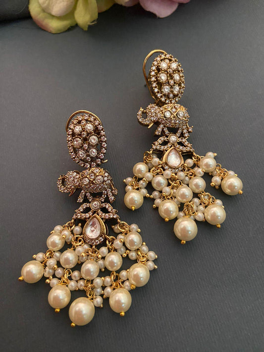 Pendientes de cristal Kundan con motivo de elefante